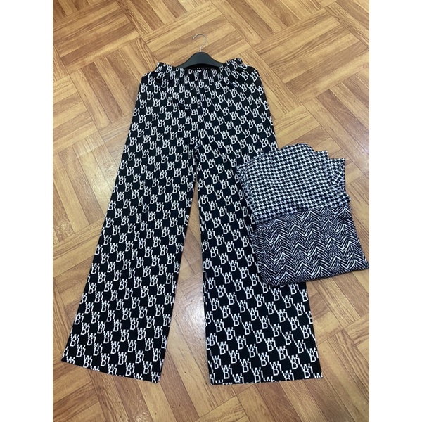 Quần ống xuông tăm