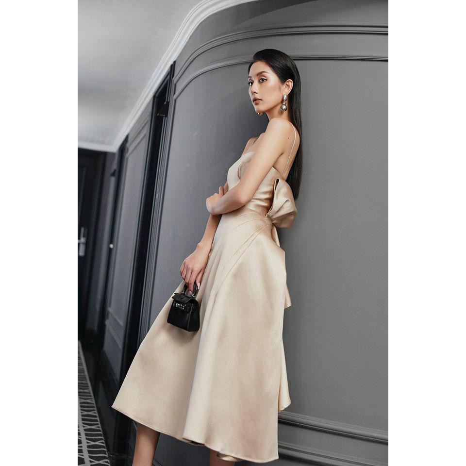 Đầm dự tiệc sang trọng thiết kế hai dây, cách điệu phần lưng Shadow | BigBuy360 - bigbuy360.vn