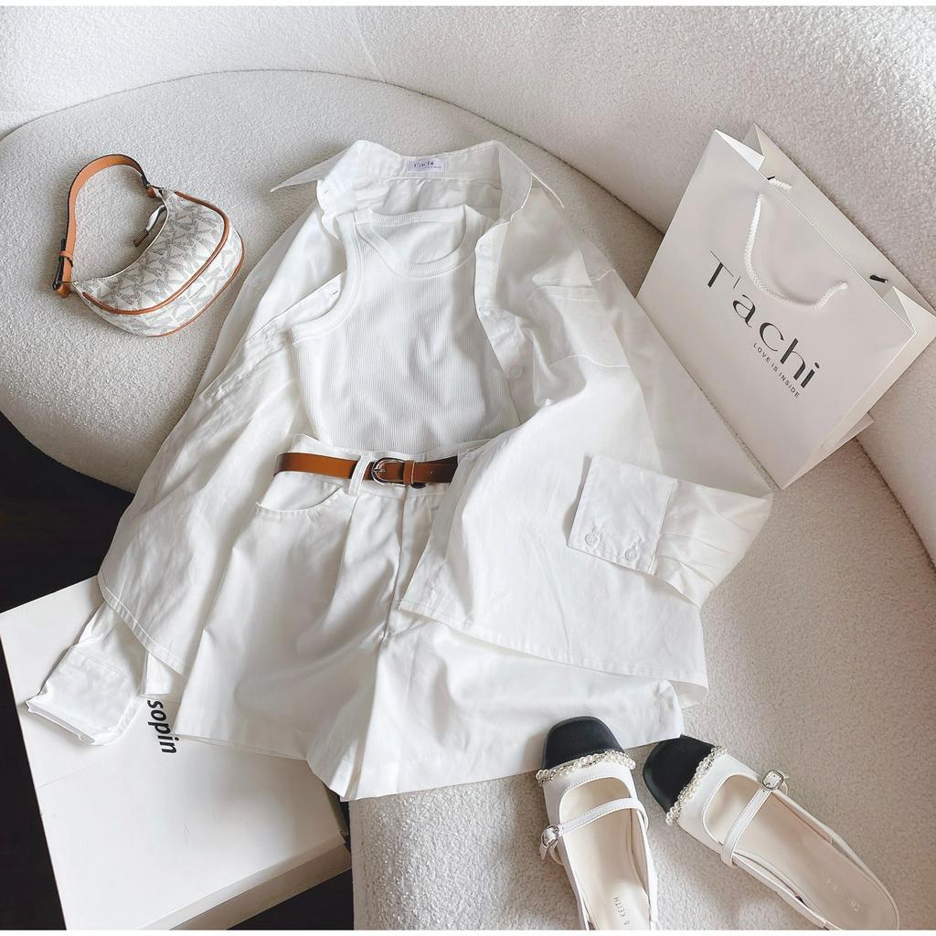 SET 4 MÓN: ÁO SƠ MI TRẮNG XẺ LƯNG + ÁO GÂN BA LỖ TRẮNG + QUẦN SHORT + BELT NÂU