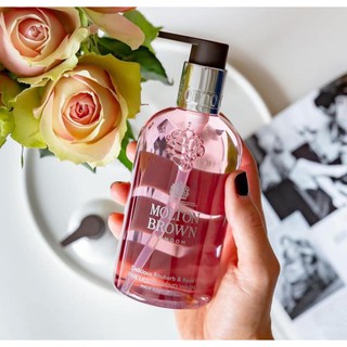 Sữa tắm Molton Brown