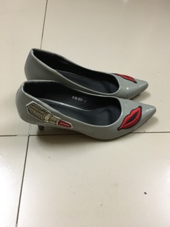 THANH LÝ giày 50k, size 37