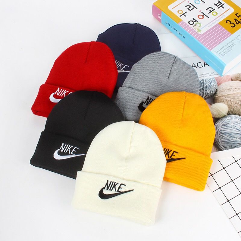 Mũ dệt kim họa tiết thêu phong cách thời trang hip hop