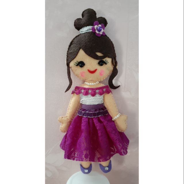 Búp bê handmade bằng vải nỉ