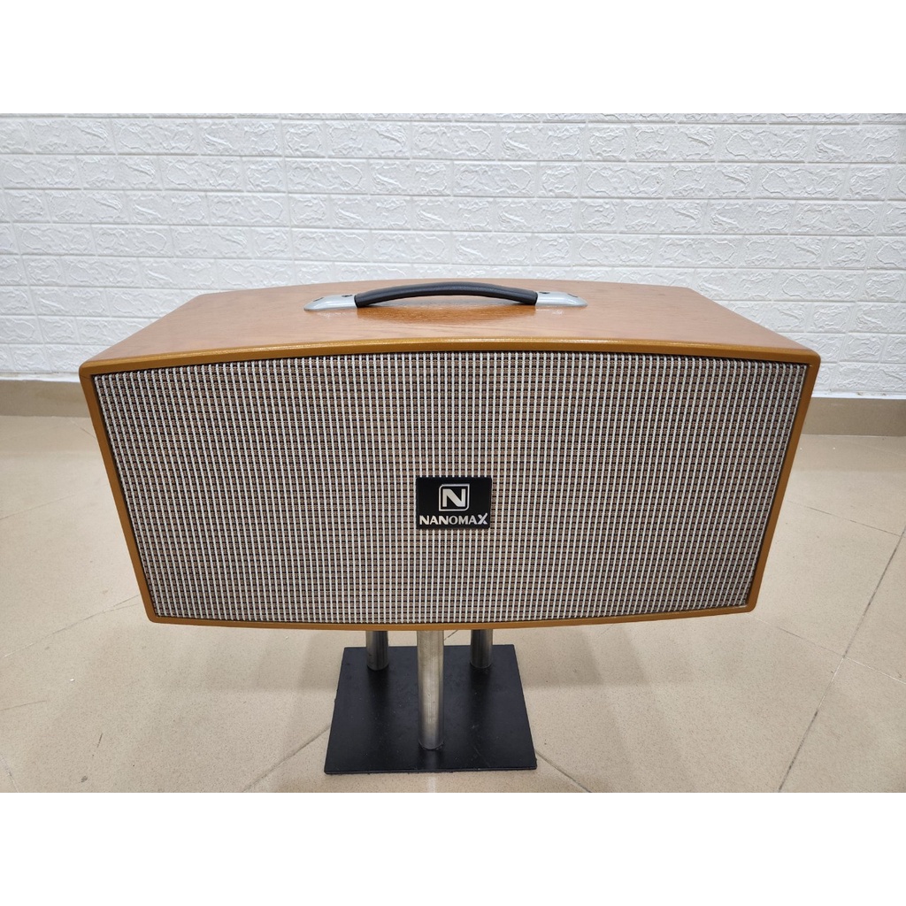 Loa karaoke xách tay Nanomax X220 công xuất lớn cực hay.