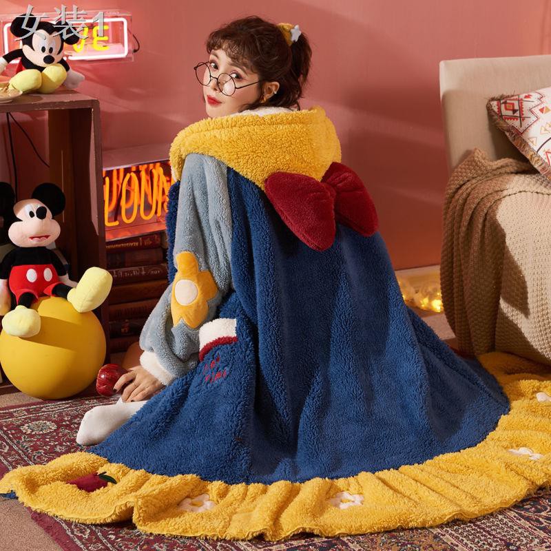 Bộ đồ ngủ bằng lông cừu màu san hô của phụ nữ mùa đông cộng với nhung dày dặn váy dài flannel có mũ trùm đầu dễ | BigBuy360 - bigbuy360.vn