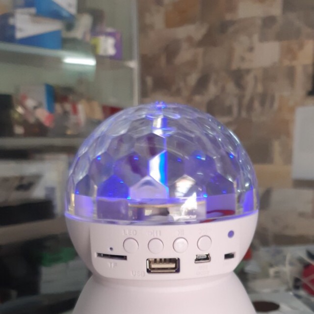 Loa nghe nhạc Bluetooth có đèn led vũ trường