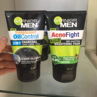 Sữa rửa mặt Garnier Men sạch nhờn