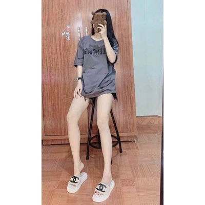 Áo phông rách cá tính in chữ