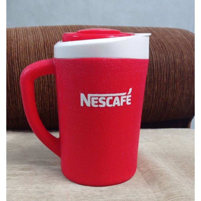 Ca giữ nhiệt nhựa Duy Tân 1,5 lit