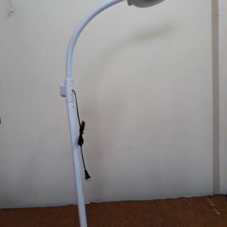 Đèn lúp dùng cho spa