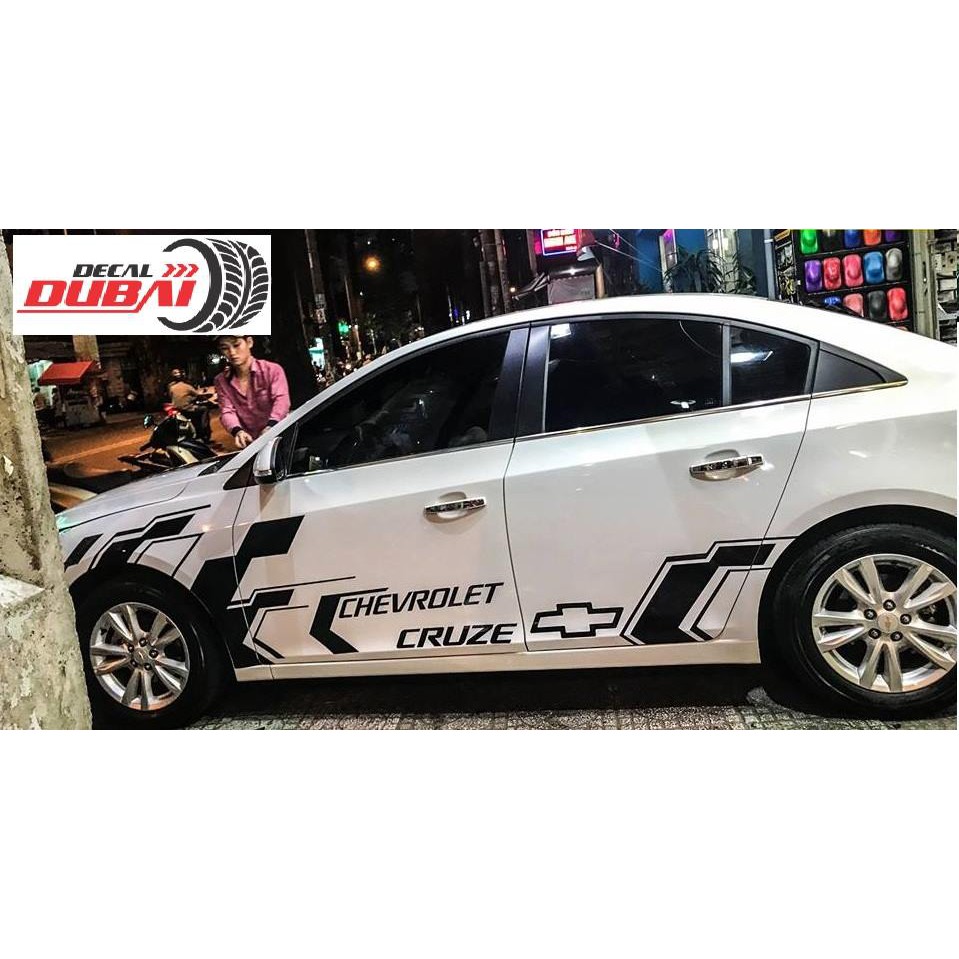 Tem dán sườn xe cruze