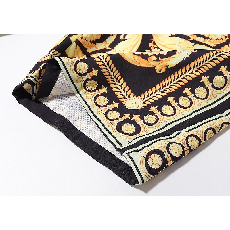 Versac* Quần Short Nam Form Rộng Phối Lưới Màu Vàng Đen Thời Trang Xu Hướng Sang Trọng Thời Trang Mùa Hè