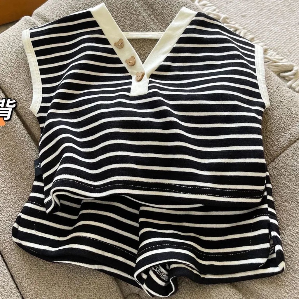 Set Áo Sát Nách Hở Lưng Kẻ Sọc + Quần Short Thời Trang Mùa Hè Mới Cho Bé Gái 2023