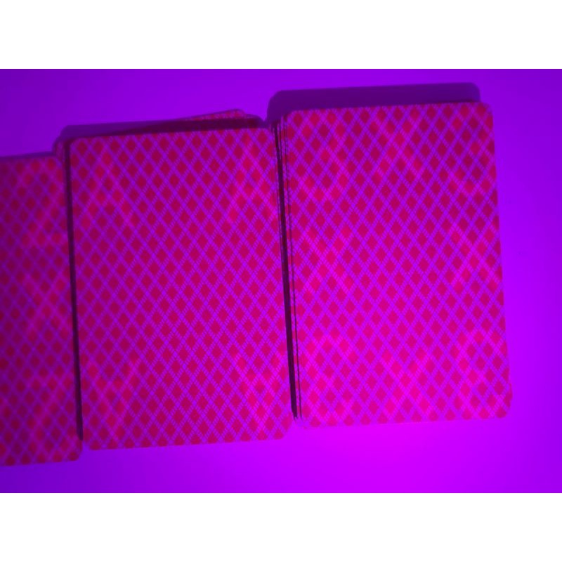 Bài áp tròng ca rô đỏ /bài kính áp tròng/bài kim cương áp tròng/bài đỏ ca rô áp tròng