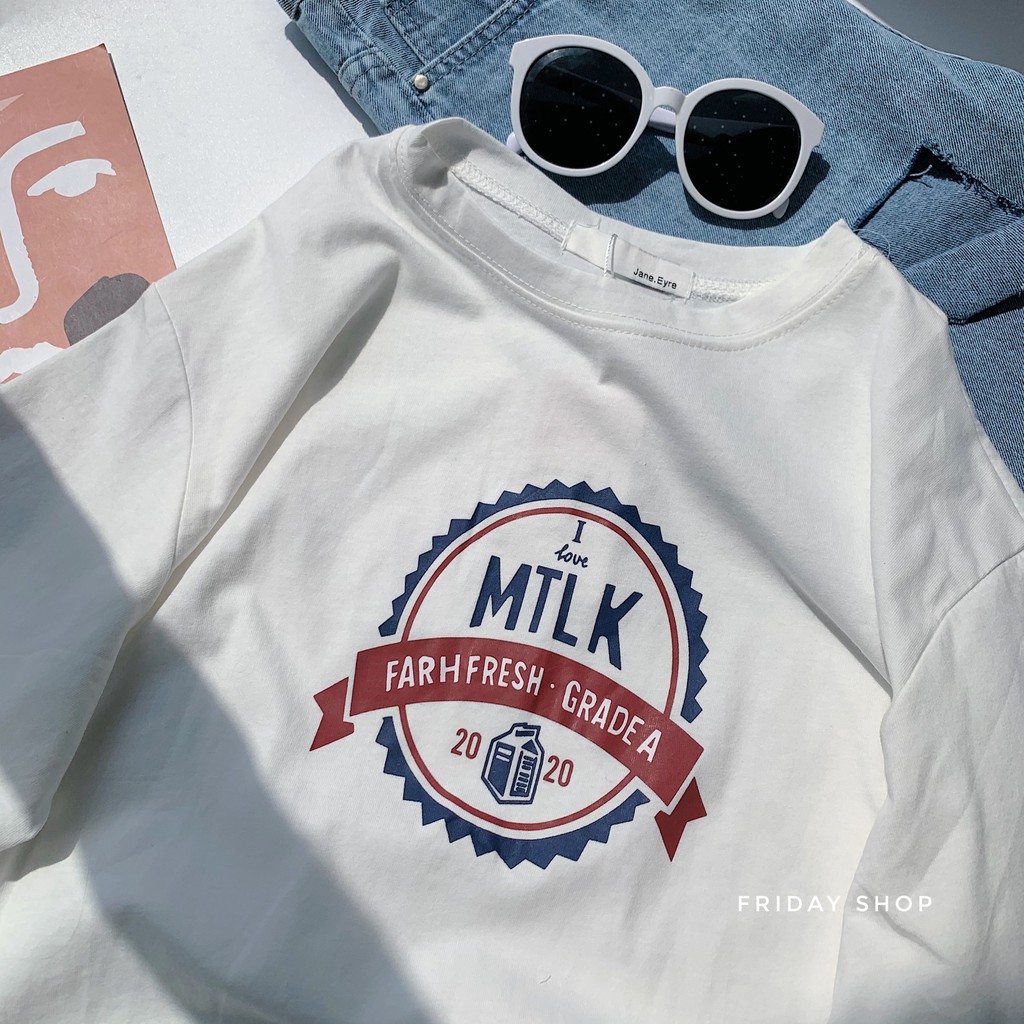 Áo phông hoạ tiết chữ Milk freeszie Friday | BigBuy360 - bigbuy360.vn