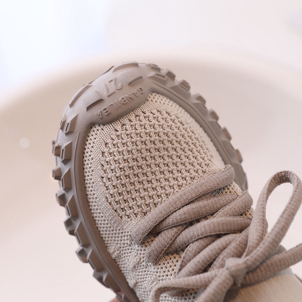 Giày Thể Thao Quai Dán Đế Mềm Nhẹ Thoáng Khí Thoải Mái Thời Trang Mùa Thu Cho Bé Trai Và Gái 5 Tuổi