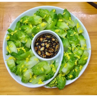 Đĩa bày đồ ăn xoắn hoa hồng Bát Tràng