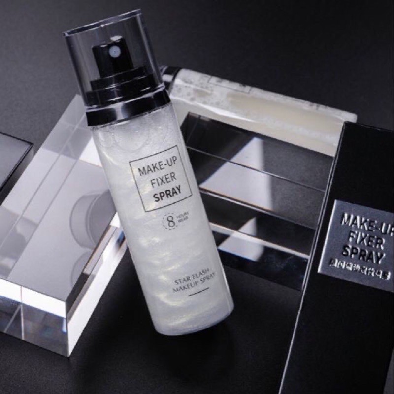 Xit khoá giữ chặt lớp makeup Spray