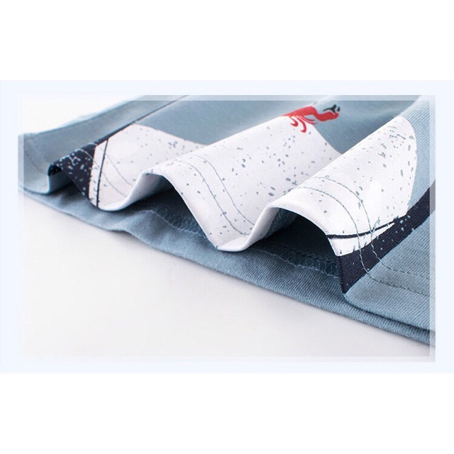 Áo thun tay ngắn in hình cá mập dễ thương cho bé trai