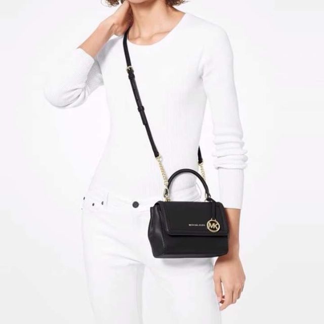 Túi đeo chéo michael kors
