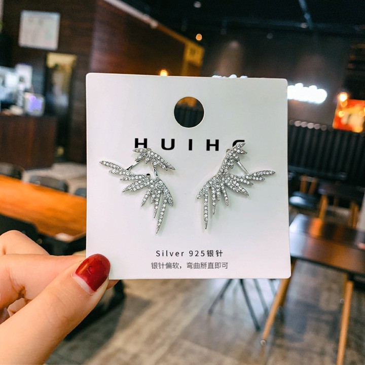 Bông tai vành cánh thiên thần đính đá cá tính nổi bật - Mely M11