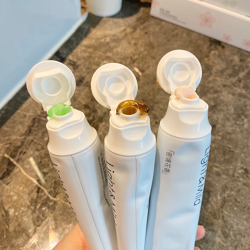 Kem đánh răng LIGHT MILD 100g làm sạch và trắng sáng da