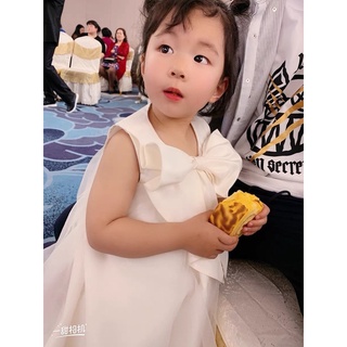 ĐẦM CÔNG CHÚA CHO BÉ NƠ VAI