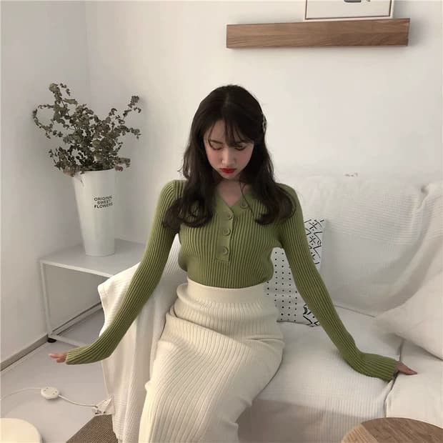 Áo len tăm áo len nữ cổ V nhiều màu siêu chất lên đồ cực xinh! | BigBuy360 - bigbuy360.vn