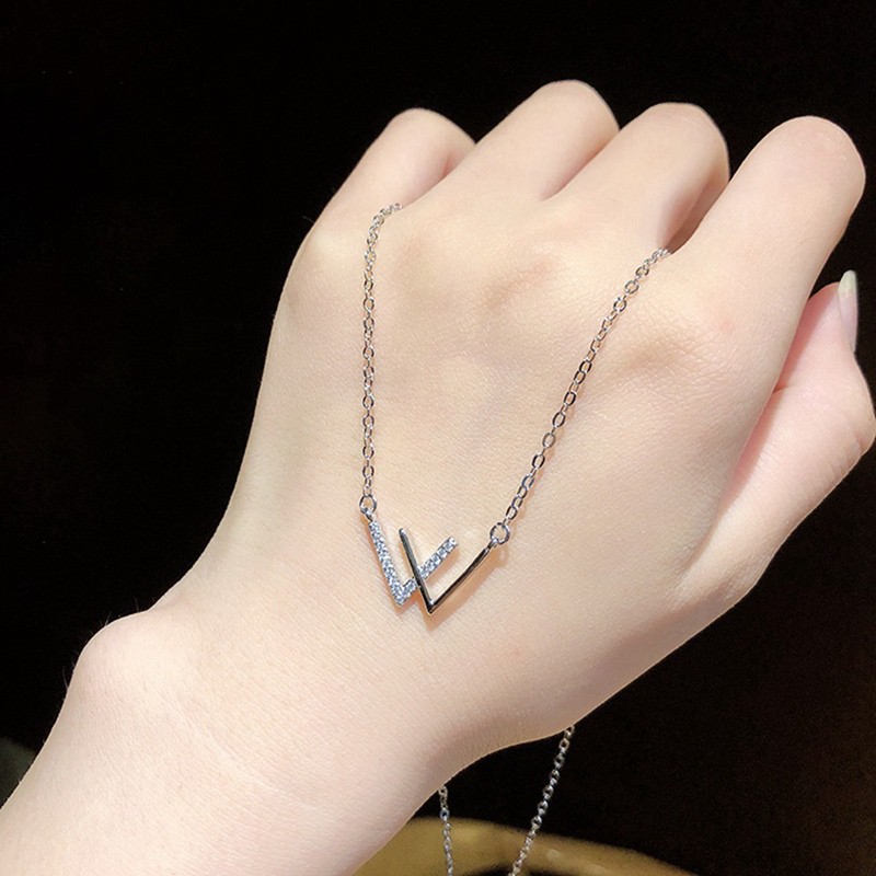 Vòng cổ bạc nữ DaLiA Jewelry dây chuyền chữ cái W thanh xiên cá tính thu hút ánh nhìn