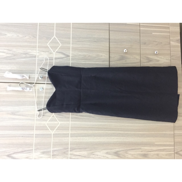 Thanh lí - váy 2 dây đen