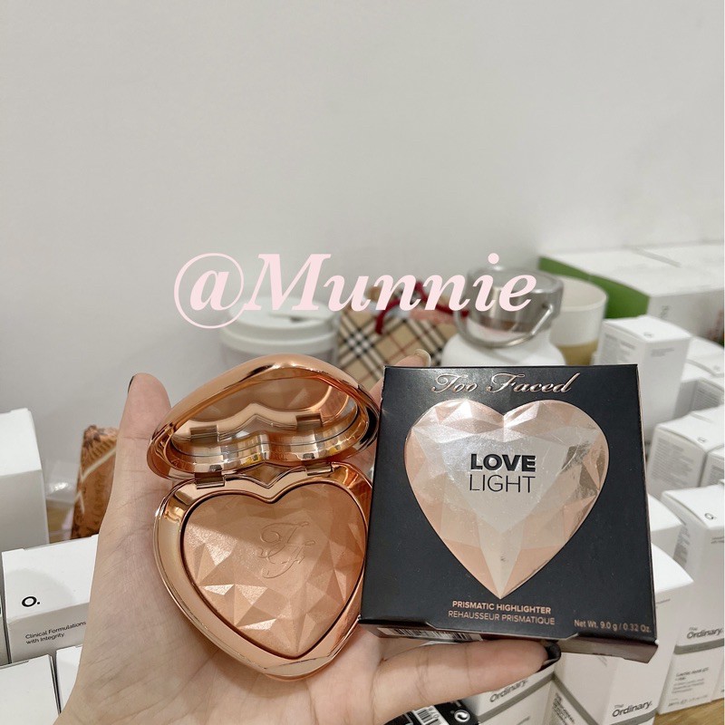 [Bill Toofaced] Phấn bắt sáng Toofaced Love Light Prismatic Highlighter