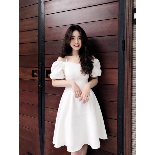 Đầm trắng dự tiệc tay bồng , trễ vai 2 dây mặc 2 kiểu có lót