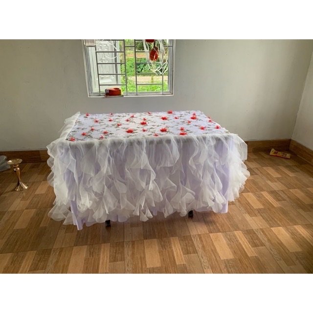 Khăn quây bàn tiệc - ib mẫu