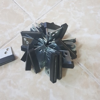 Guốc cửa tầng thang máy lỗ chéo