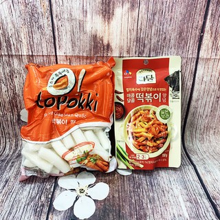 COMBO: BÁNH GẠO TOPOKKI HÀN QUỐC 500GR + 150GR SỐT ỚT BEKSUL NẤU TOPOKKI (SP Chính Hãng)