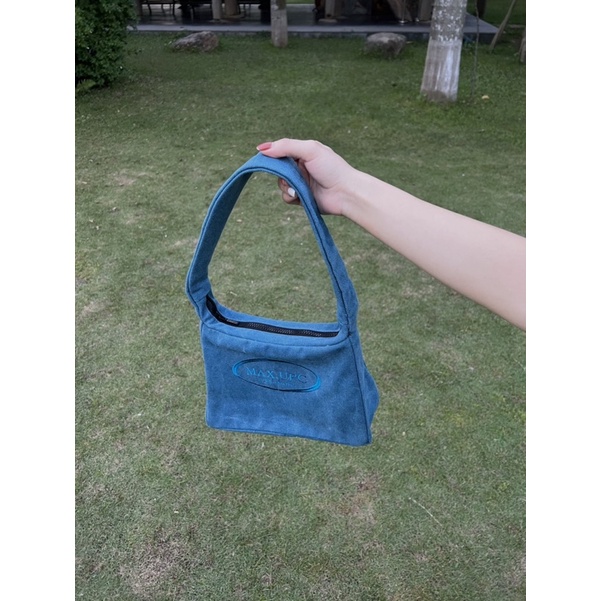 Túi Tote Đeo Vai Đứng Form “Neat Bag”