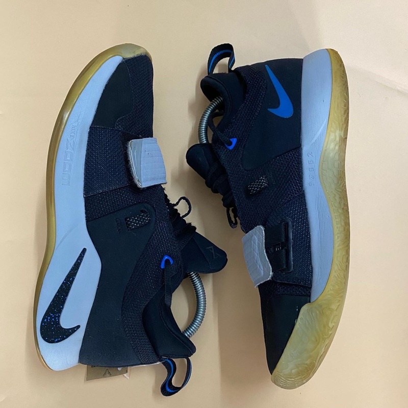 Giày chính hãng đã qua sử dụng