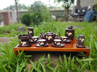 Bộ ấm chén hoa sen