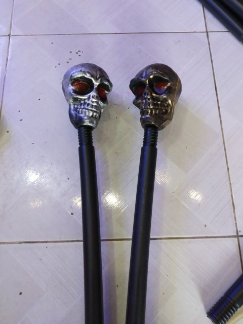 Đồ chơi hoá trang Halloween, vũ k hí  cầm tay