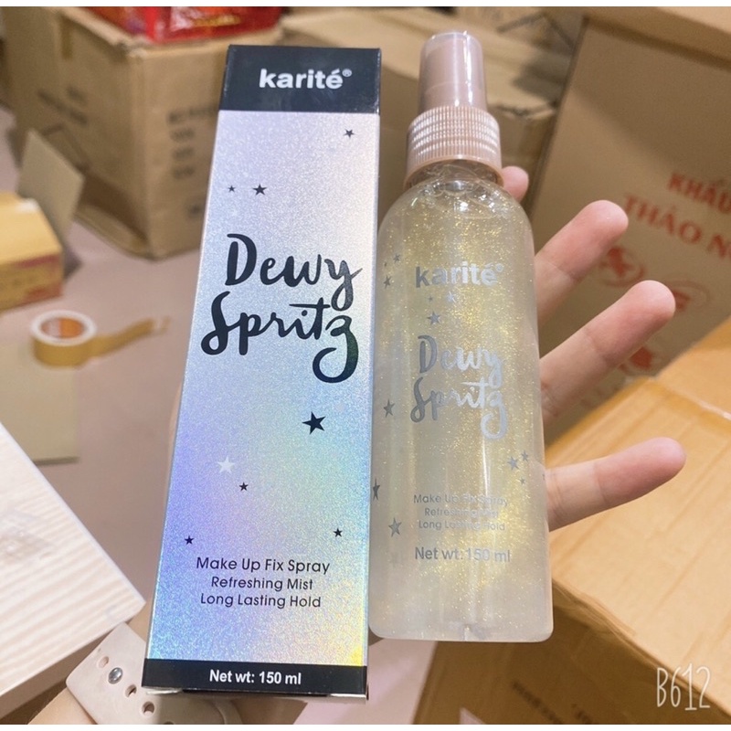 Xịt khoá lớp makeup giữ nền lâu trôi có nhú mịn lấp lánh 🌺 | BigBuy360 - bigbuy360.vn