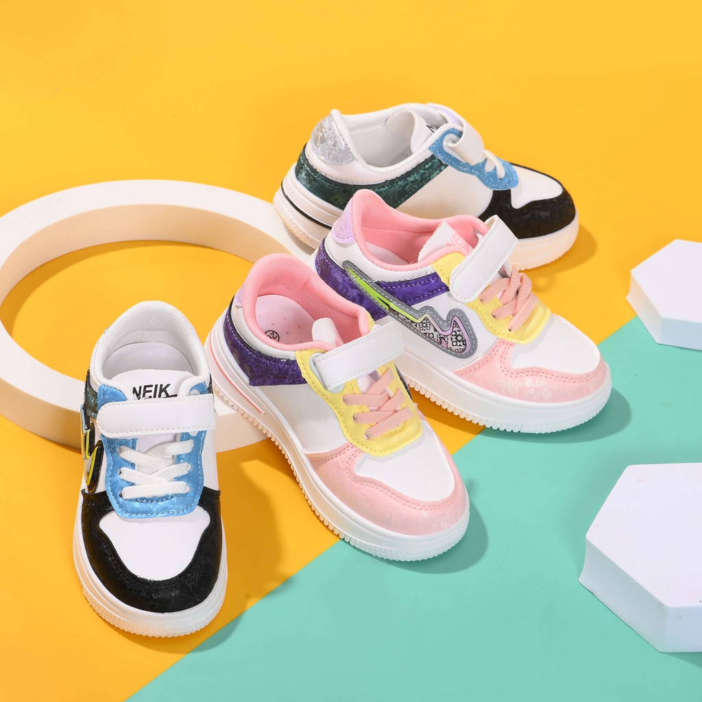 Giày Sneaker Cho Bé Phù Hợp Cả Bé Trai Và Bé Gái 2-14 Tuổi Kiểu Dáng Phong Cách Chất Liệu Mềm Êm Cao Cấp Đế Chống Trượt