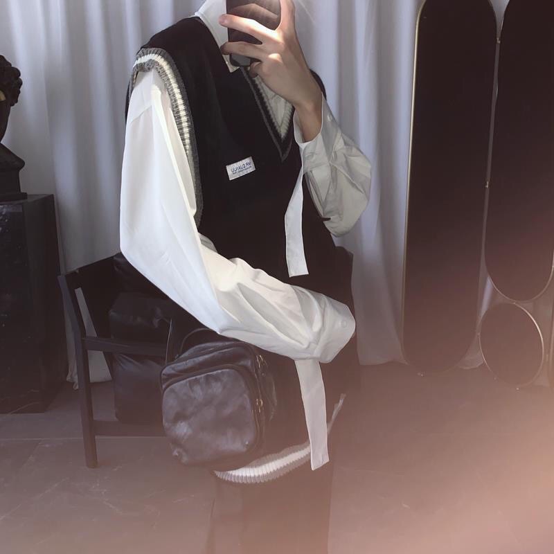 Áo gile đen phối viền 4 mùa unisex