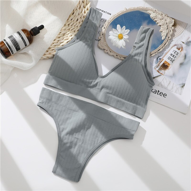 Bộ đồ lót TAKETALK không đường may cổ chữ V khoét sâu thời trang quyến rũ cho nữ 2021