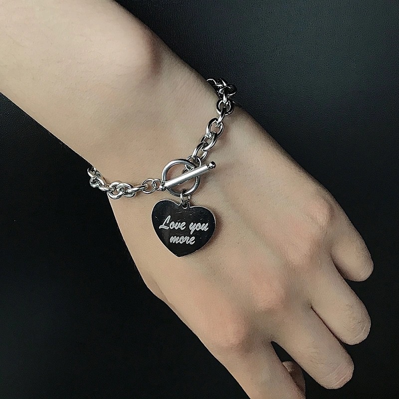 Hàng Mới Về Mới Vòng Tay Thép Titan Mặt Khắc Chữ love Thời Trang