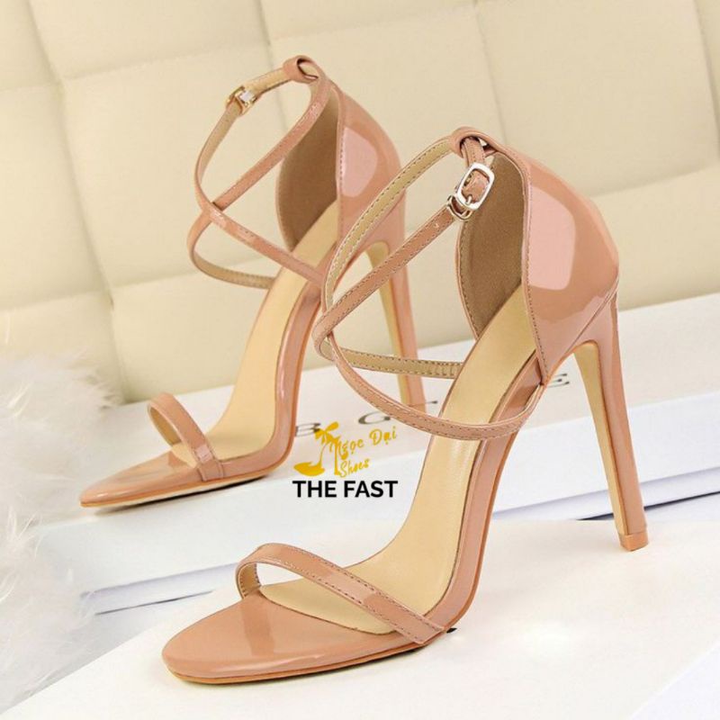 Giày xăng đan gót nhọn quai chéo chân sành điệu NĐ221