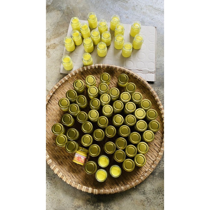 Cao Tinh Nghệ Sữa Ong Chúa Quê Nhà