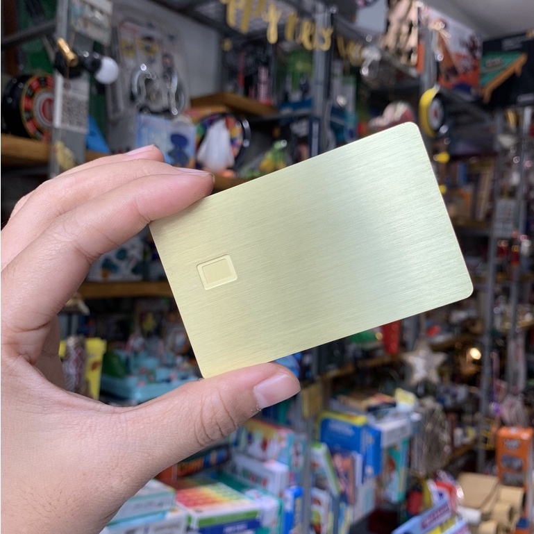 PHÔI THẺ ATM THẺ TÍN DỤNG BẰNG KIM LOẠI MÀU VÀNG GOLD XƯỚC - ideashop