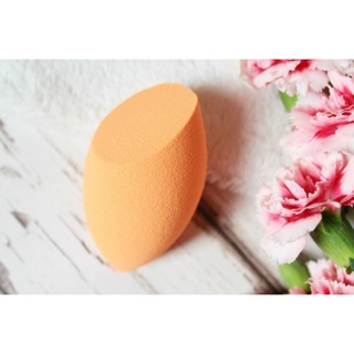 Bông Mút Trang Điểm Real Techniques Miracle Complexion Spong