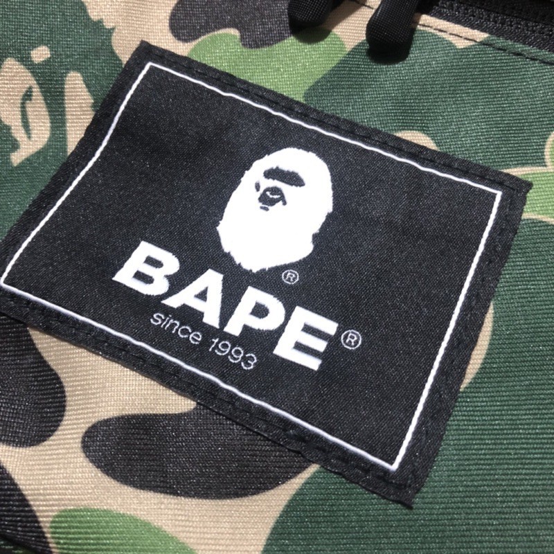 BAPE Camouflage Waist bag Crossbody shoulder bag chest bag Túi Đeo Chéo Họa Tiết Rằn Ri A Bathing Ape 1st Phiên Bản 2021 New Arrival
