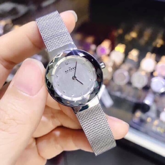 Đồng hồ nữ dây lưới mặt pha lê Skagen 456SSS